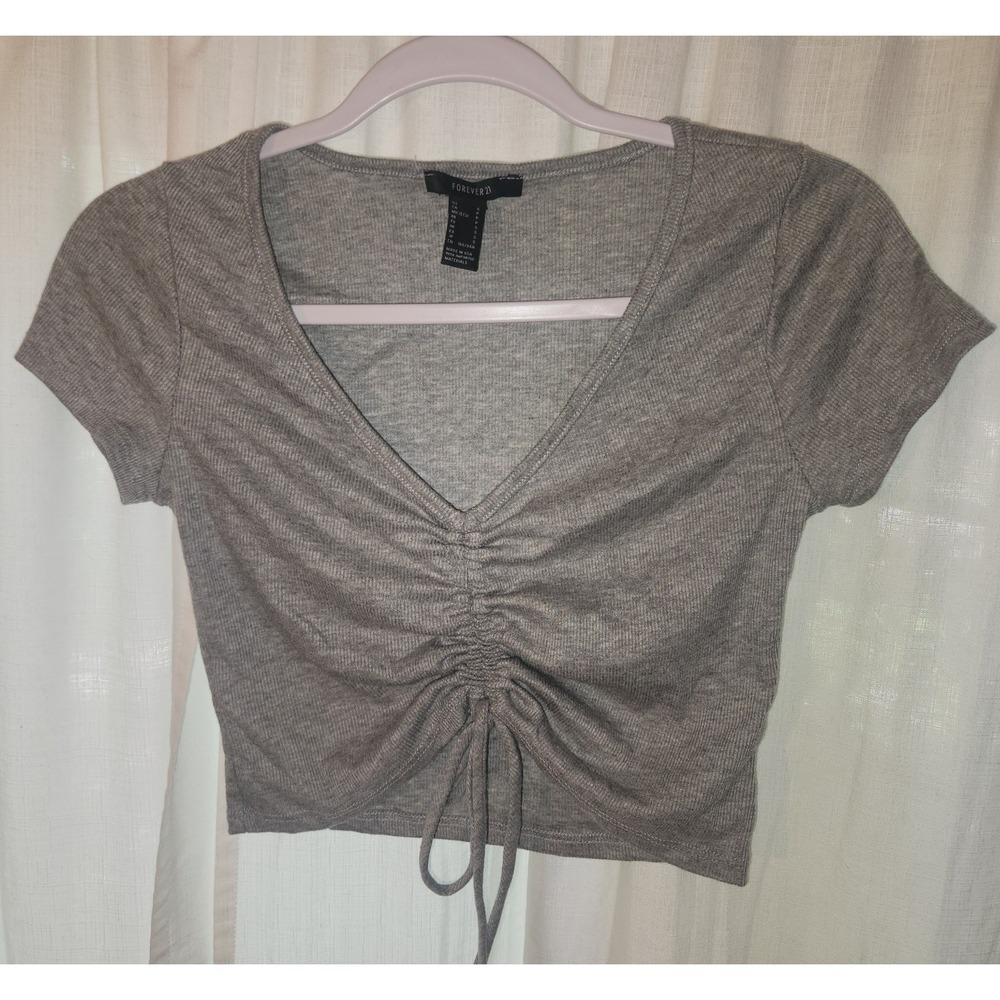 Forever 21 Gray Knit Ruched Drawstring V-Neck Short Sleeve Crop Top S